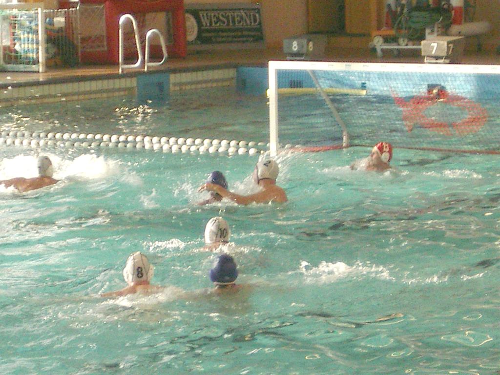 ../Images/Wasserball 19.09.09 032.jpg